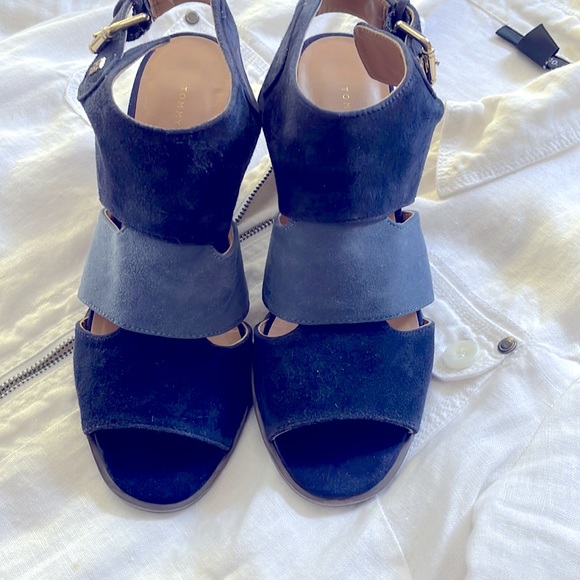 Tommy Hilfiger Karaoke Stacked Heel Open Toe Shoes - Picture 2 of 4